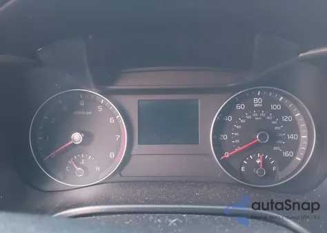 2020 Kia Forte Lxs z USA, uszkodzony, nr VIN 3KPF24AD5LE145060